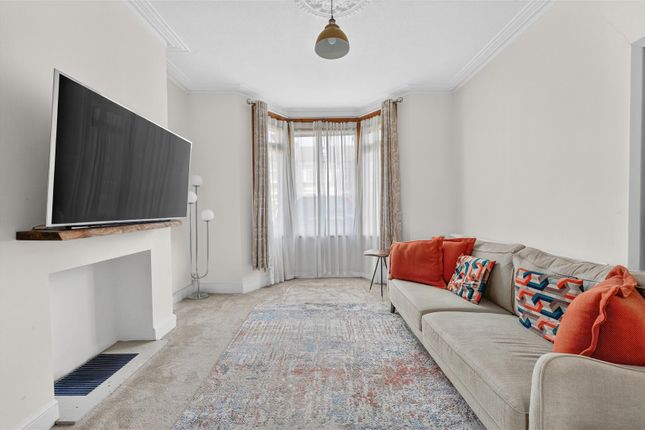 171, Westwood Road, Ilford photo 4