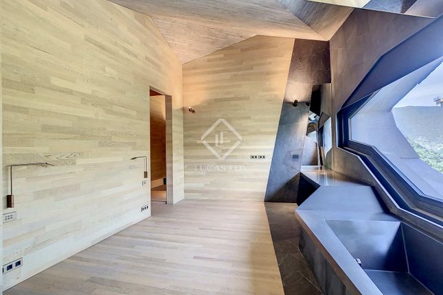 Apartment for sale in Ad300 Ordino, Andorra