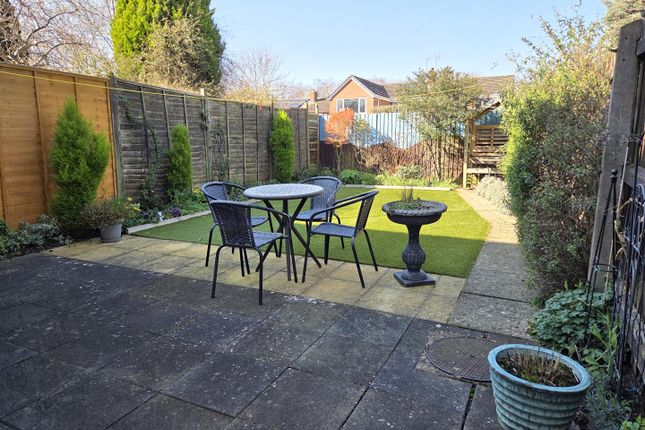 26, Olympus Gardens, Stourport-On-Severn photo 2