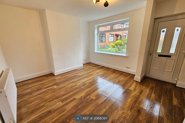Terraced house to rent in Kirkby Avenue, Manchester