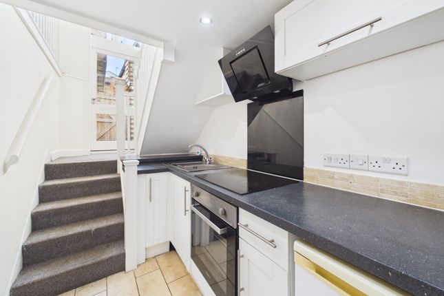 Flat 8, 28, Bath Street, Cheltenham photo 3