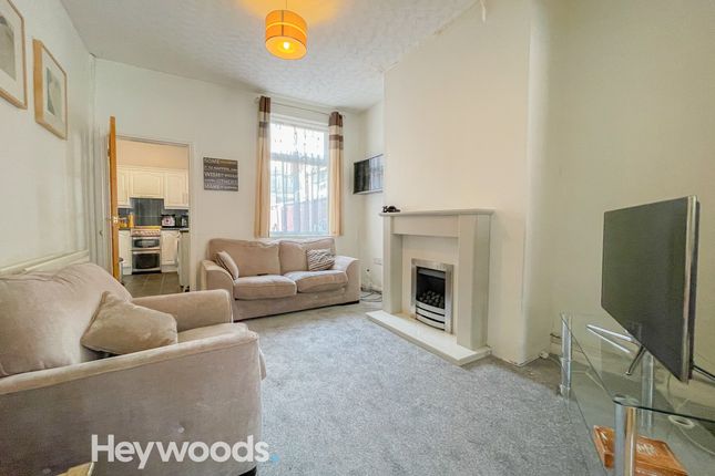 Terraced house to rent in Richmond Street, Stoke-On-Trent