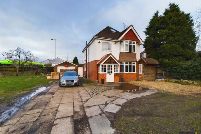 Thumbnail Detached house for sale in Reading Road, Woodley, Reading