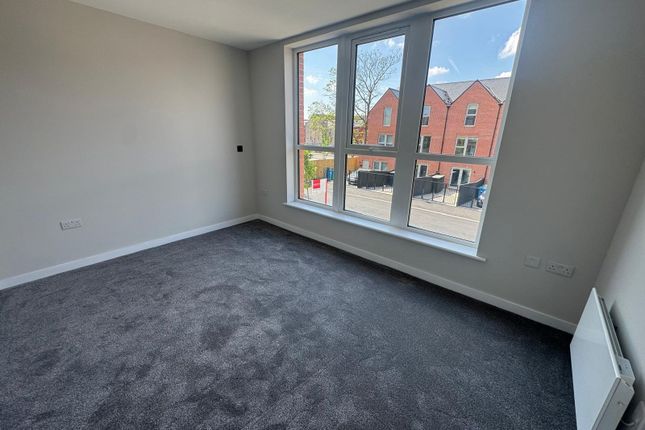 Daisy Bank, 14, Stafford Close, Greater Manchester photo 5