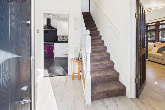 537 Ashingdon Road, Ashingdon, Essex photo 5