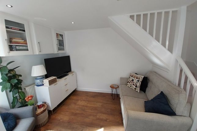 61a High Street, Edenbridge, Kent photo 4