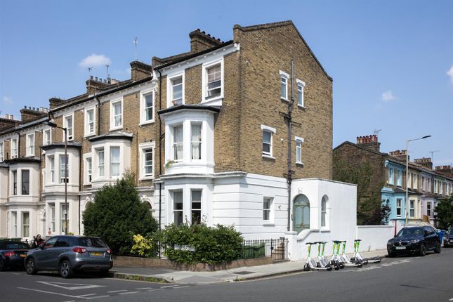 Flat for sale in Dagmar Road, Camberwell