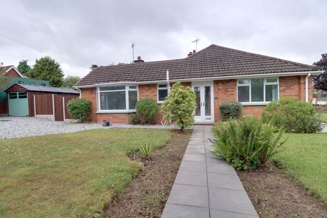 Thumbnail Bungalow to rent in Lynton Avenue, Stafford