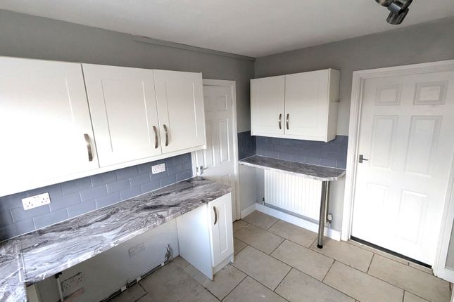 105 Silverdale Place, Silverdale Place, Newton Aycliffe, DL5, Newton Aycliffe photo 4