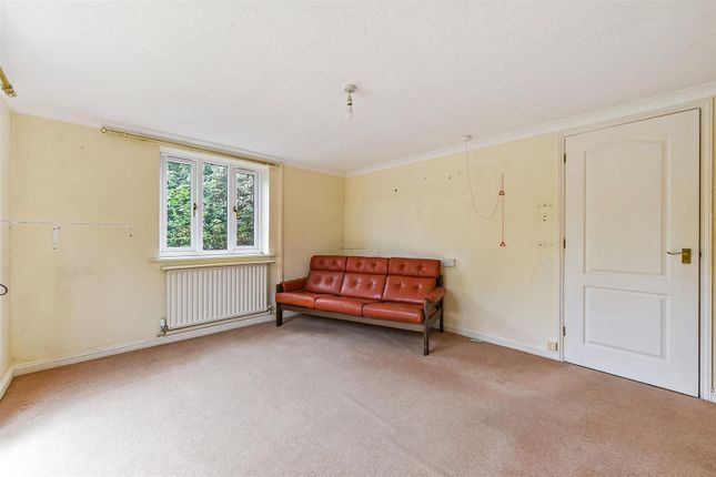 25, Carters Meadow, Andover photo 4