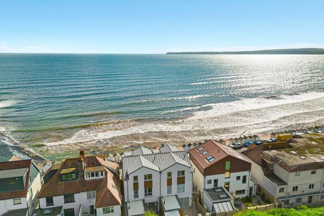 The Sands Marine Parade, Paignton photo 2