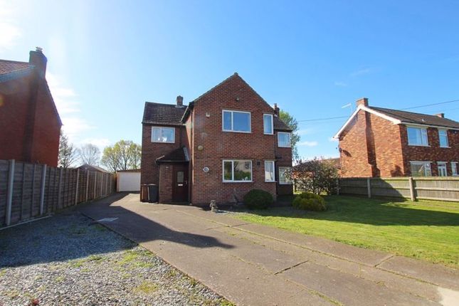 Thumbnail Detached house for sale in College Road, East Halton, Immingham