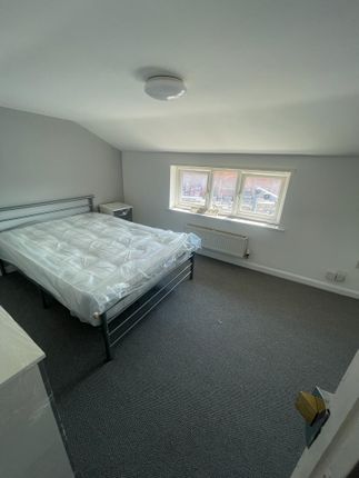Thumbnail Shared accommodation to rent in South Park, Lincoln