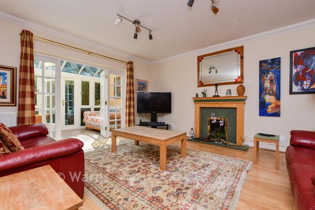 2, Foreland Heights, Broadstairs photo 4