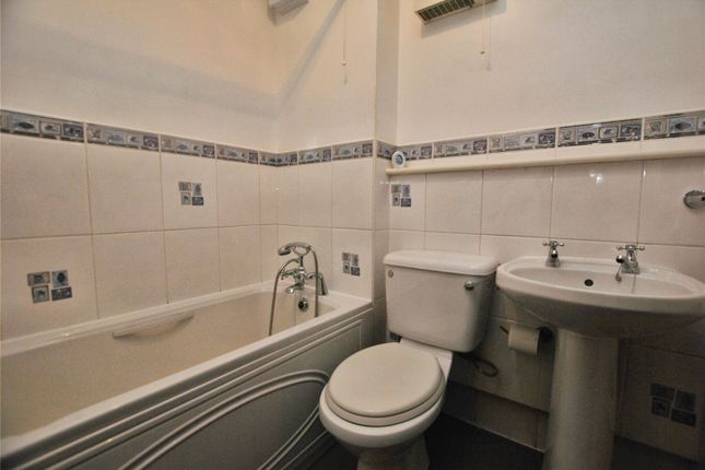 15, Spencer Court, Chelmsford photo 4