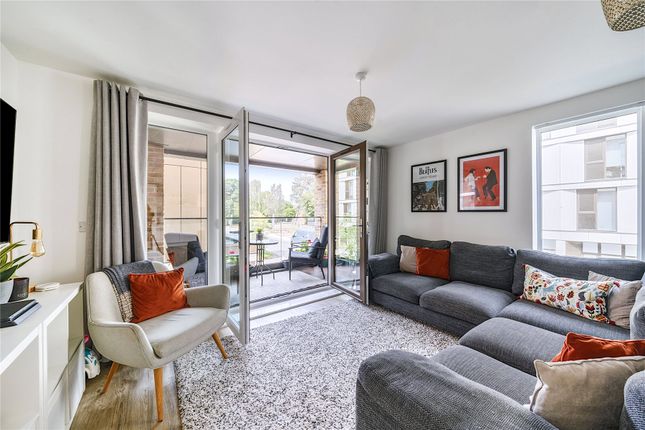 8 Carver House, 8, Spitfire Chase, Surrey photo 3