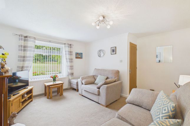 51 Fountains Avenue, Workington photo 2