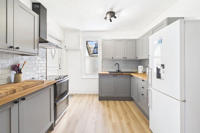 44, Crediton Road, Devon photo 3