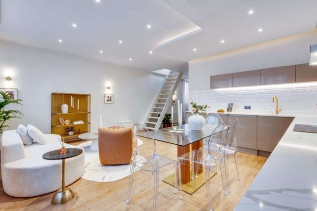 Eardley Crescent, London photo 2