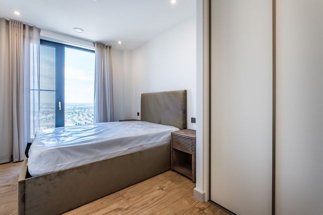 11 Selborne Road, London photo 4