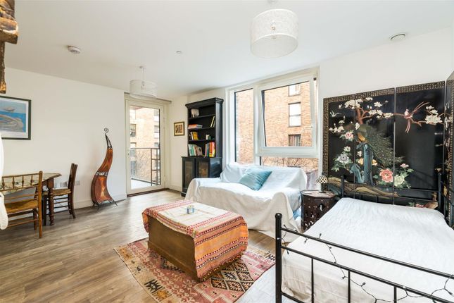 Flat for sale in Greenland Place, Naomi Street, Surrey Quays