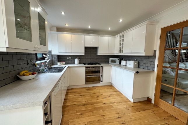 37, Blackfriars Court, Brecon photo 4