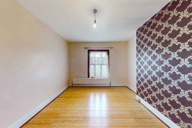 Terraced house to rent in Mostyn Gardens, Kensal Rise, London