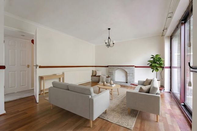 5 Matthews Close, Norwich photo 3