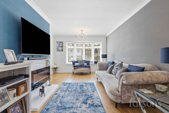 75 Lime Grove, Brentwood photo 4