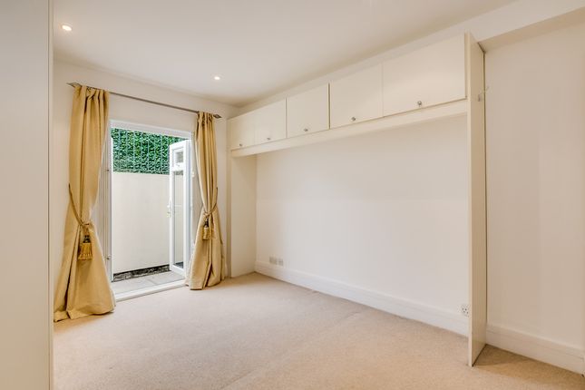 46, Worple Road, London photo 4