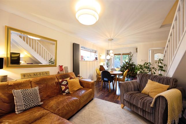 48B,, Elm Grove, Hampshire photo 3