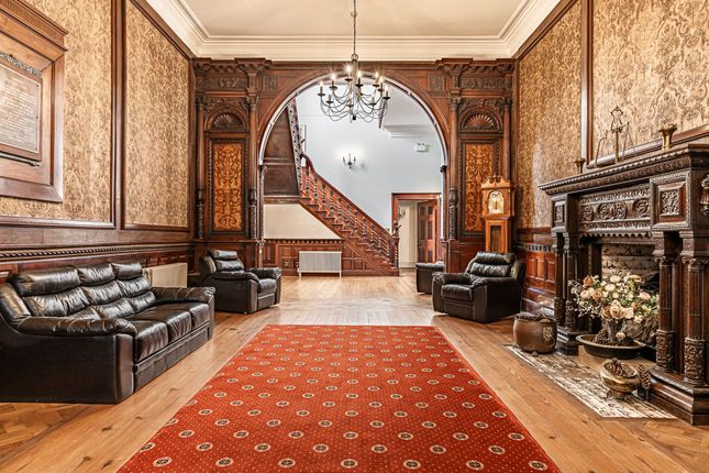 22 The Manor, Pontyclun photo 4