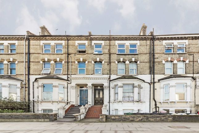 Thumbnail Studio to rent in Talgarth Road, London