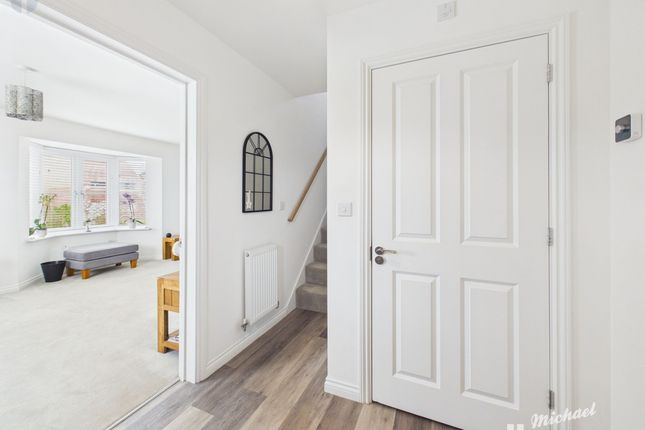 29 Clifford Road, Aylesbury photo 4