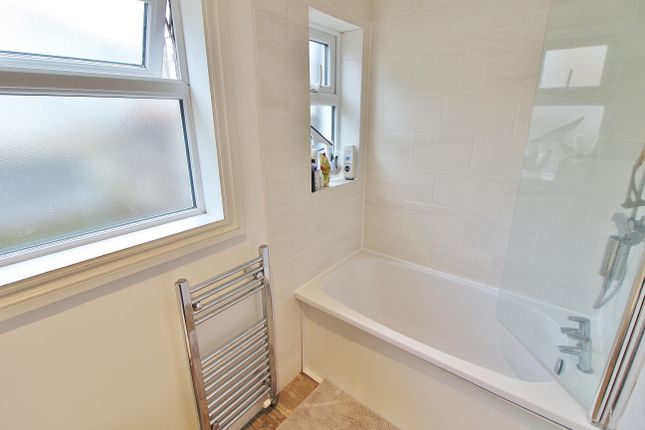 18, Croft Road, Portsmouth photo 4
