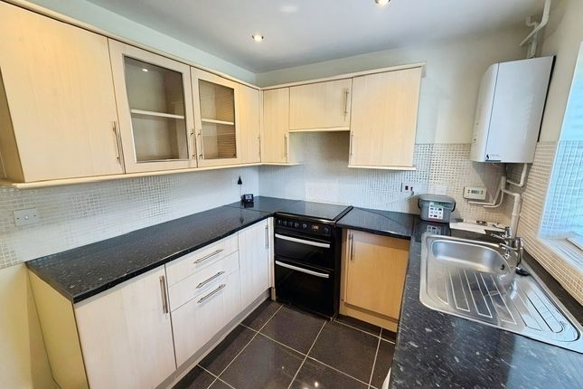 36, Peterborough photo 3