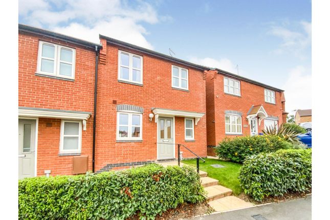 Town house for sale in King Lane, Burton-On-Trent