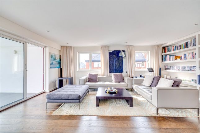Thumbnail Flat for sale in Sailmakers Court, William Morris Way, Fulham, London