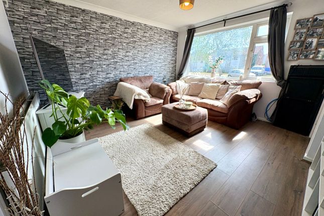 21, Grange Road, Leicester photo 2