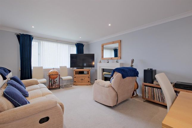 66, Albany, East Kilbride photo 2