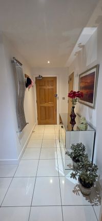 25 Wyatt Point, Erebus Drive, Woolwich photo 2