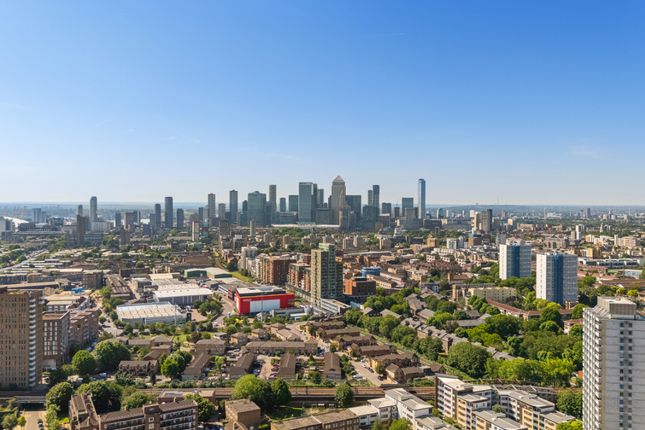 Upper East, Bromley-by-Bow E3, Upper East, Bromley-by-Bow E3, London photo 4