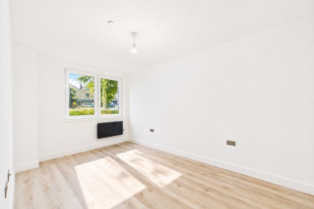 Flat 1, Tricorn House, Westward Road, Stroud photo 3