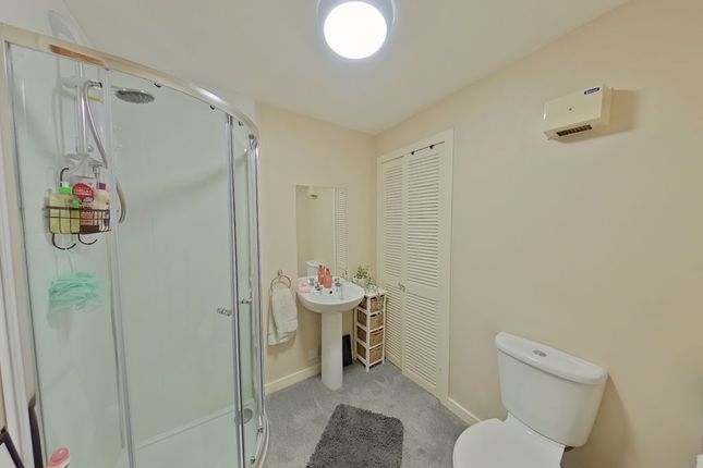 6A Top Flat, Market Street, Thurso photo 4