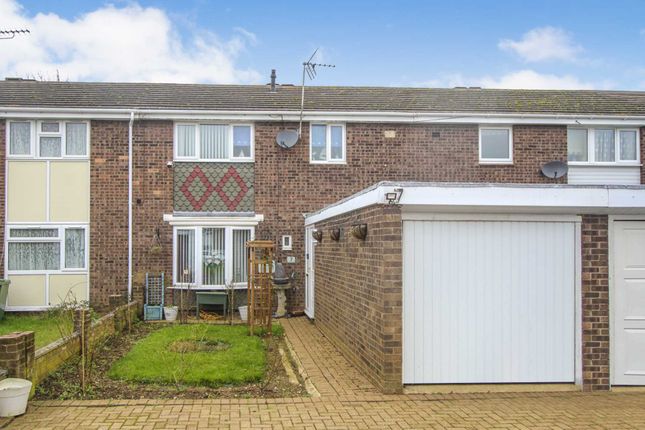 Terraced house for sale in Sycamore Close, Witham