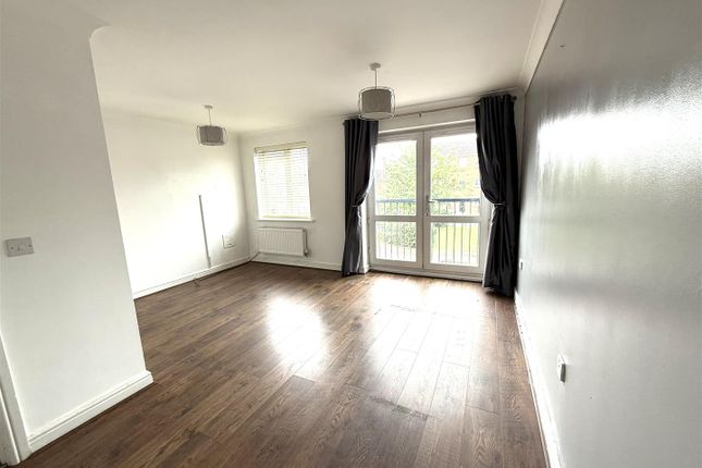 13, Eaton Drive, Rugeley photo 4