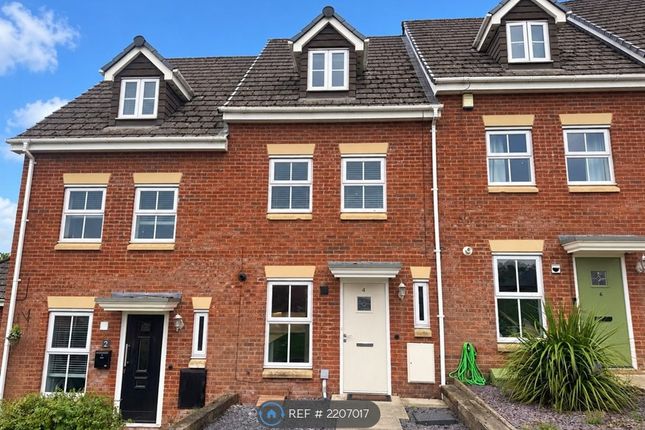 3-bed house on Upper Well Close, Oswestry, £1,200/mo