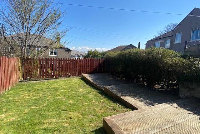 32 Hartlaw Crescent, Glasgow photo 5