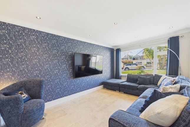 42 Scandinavia Heights, Saundersfoot photo 3