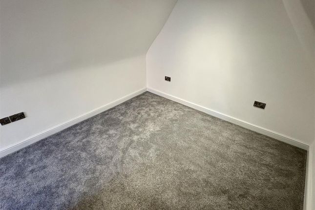 Apartment 2, 1 & 1a, Newland, Lincoln photo 4